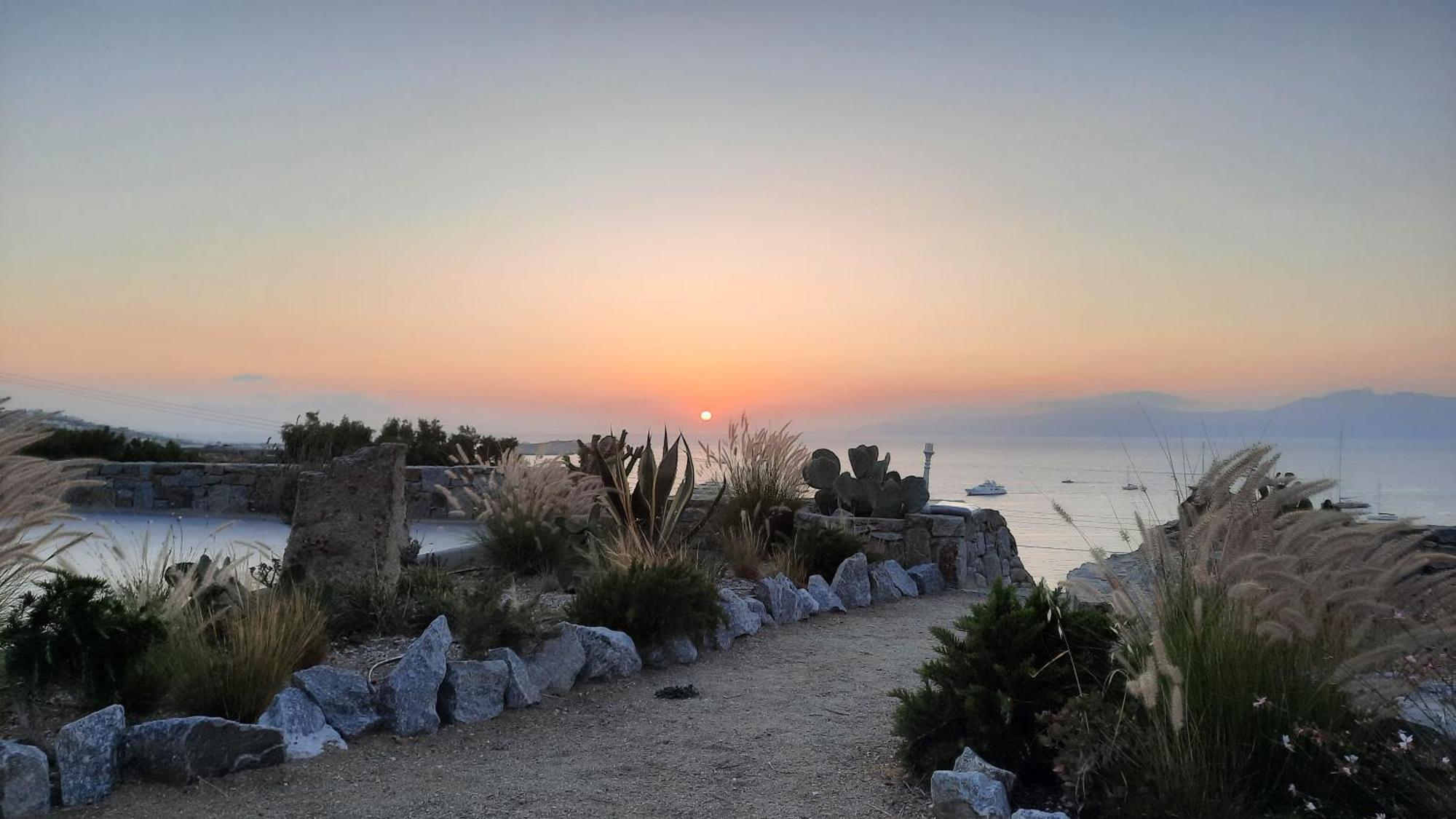 Arion Suites Mykonos Mykonos Town Exterior photo